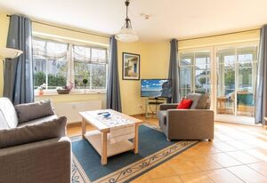 Ferienwohnung 2 "Kranich" Villa Vogelsang in Binz, 3-Raum, Parkplatz, WLAN, Wintergarten, Terrasse