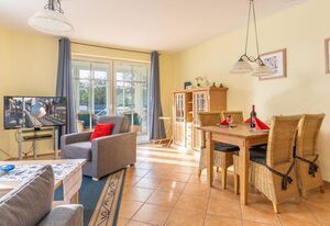 Ferienwohnung 2 "Kranich" Villa Vogelsang in Binz, 3-Raum, Parkplatz, WLAN, Wintergarten, Terrasse