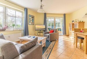 Ferienwohnung 2 "Kranich" Villa Vogelsang in Binz, 3-Raum, Parkplatz, WLAN, Wintergarten, Terrasse