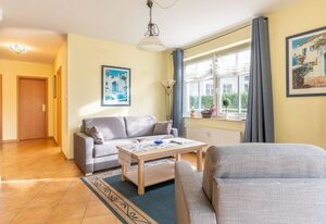 Ferienwohnung 2 "Kranich" Villa Vogelsang in Binz, 3-Raum, Parkplatz, WLAN, Wintergarten, Terrasse