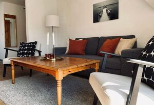 Ferienwohnung "Jim Knopf" mit Balkon zwischen Strand, Wald & Wiese im Südosten der Insel Rügen!
