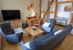 Große Ferienwohnung Wa2 -100qm - im Erdgeschoss der Villa Walhall in einem parkähnlichen Garten