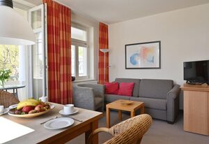 Ferienwohnung 9 in Sellin auf Rügen Villa Celia 6 Pers. WLAN, Sauna 200 m vom Strand entfernt