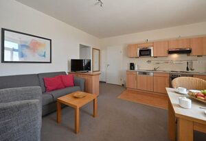 Ferienwohnung 9 in Sellin auf Rügen Villa Celia 6 Pers. WLAN, Sauna 200 m vom Strand entfernt