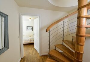Gutshaus Grubnow Ferienwohnung 2 am Wasser Sauna und WLAN incl.