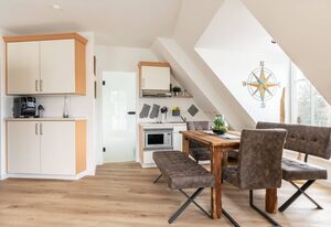 Fewo 9 "Küstenliebe" Villa Vogelsang Binz, 3-Raum, Balkon, Sauna, Parkplatz, Strandnah