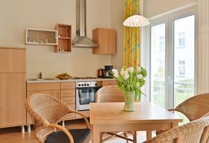 Ferienwohnung 3 in Sellin auf Rügen Villa Celia WLAN und Sauna 200 m vom Strand entfernt