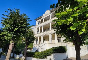 Ferienwohnung 5 in Sellin auf Rügen Villa Celia 6 Pers. WLAN und Sauna 200 m vom Strand entfernt