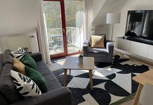 Ferienwohnung "Nils Holgerson" mit Balkon zwischen Strand, Wald & Wiese im Südosten der Insel Rügen!