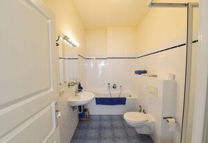 Gutshaus Grubnow Ferienwohnung 4 mit Hund am Wasser Sauna und WLAN incl.