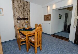 Ferienwohnung auf Rügen für 3 Erwachsene und 1 Kind in Schaprode Zi6