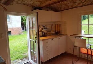 Niedliches kleines Ferienhäuschen auf Rügen nahe Stralsund