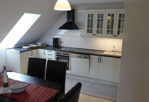 Gut Rattelvitz Galerie D, hochwertig, Sauna, Kamin, eTankstelle, Spielscheune, 15.000qm Parkland