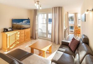 Villa Seerose – Familien-Ferienwohnung mit tollem Erker und sonnigem Balkon in Strandnähe