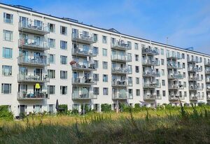 Haus Stubnitz Binz-Prora – Hochwertige Ferienwohnung mit Balkon zur Meerseite und inkl. Saisonstrandkorb!