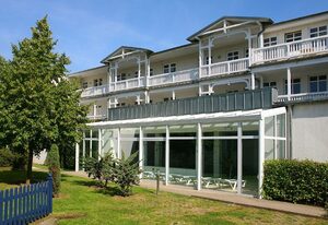 Haus Strandeck – Ferienwohnung mit Balkon, Schwimmbad- und Saunanutzung - Haus Strandeck FeWo 19