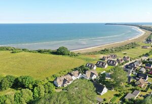 Strandhaus Mönchgut – strandnahe Ferienwohnung mit eigener Terrasse - Strandhaus Mönchgut FeWo 02