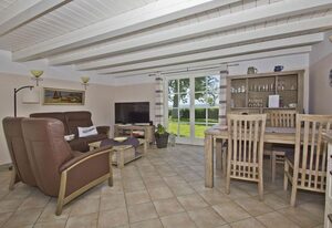 Gutshof Ostseeblick – strandnahe Idylle am Meer, private Badestelle - Gutshof Ostseeblick FeWo 01