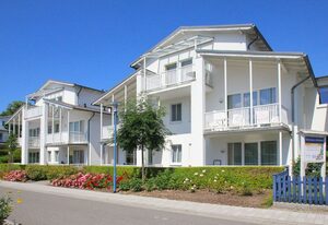 Villa Karola – Balkon, gratis Nutzung vom AHOI Erlebnisbad und Sauna - Villa Karola FeWo 04