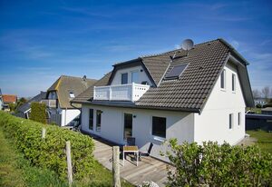 Haus Südperd – Ferienwohnung mit Terrasse in ruhiger Lage - Haus Südperd FeWo Dünenrose