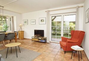 Landhaus Wildrose – Großzügige Ferienwohnung mit Terrasse und Garten im ruhigen Landhaus Wildrose