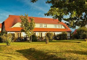 Feriendorf Bakenberg – strandnahe Ferienwohnung mit eigener Terrasse - Feriendorf Bakenberg FeWo D06