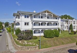 Villa Fernsicht – herrlicher Meerblick, schicke Ferienwohnung mit Balkon - Villa Fernsicht FeWo 12