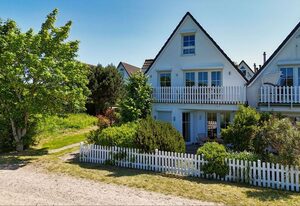 Haus Breeghus – gemütliche 3-Raum-Ferienwohnung mit Terrasse und Garten - Wohnung Boddenkoje