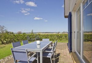 Haus Boddentraum – Am Seglerhafen, Terrasse, Garten, Meerblick - Ferienhaus Boddentraum Abendrot