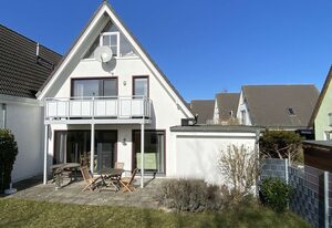 Ferienhaus Solamar – Ferienwohnung in ruhiger Lage und mit Balkon - Ferienhaus Solamar FeWo OG