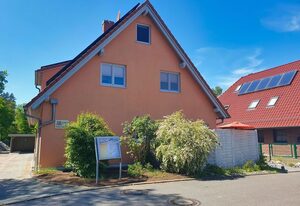 FeWo am Wald – moderne FeWo Nr.3 mit Balkon, Sauna im Haus, Garten - Ferienwohnungen am Wald