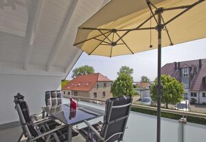 FeWo Helligdom – moderne Ferienwohnung mit Balkon und Meerblick - Ferienwohnung Helligdom
