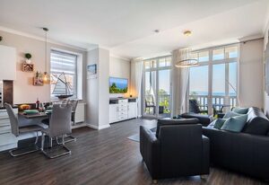Villa Bergfrieden – traumhafter Meerblick vom Balkon,Schwimmbad-und Saunanutzung - Villa Bergfrieden