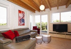 Ferienhaus TimpeTe – hafennahes Ferienhaus mit Terrasse und Meerblick - Ferienhaus TimpeTe Backbord