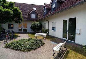Fewo Küstenklang - ideal für zwei, mit Terrasse – Küstenklang: Erdgeschosswohnung für 4 Personen in Top-Lage bei Juliusruh