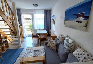 Ferienwohnung AHOI - strandnah und komfortabel – Ferienwohnung Ahoi: Strandnaher Rückzugsort für 4 Personen mit Terrasse und WLAN