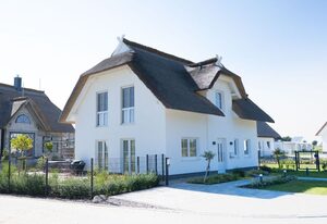Ferienhaus Hus in de Sünn in der Puddeminer Wiek – Hus in de Sünn – Reetdach-Ferienhaus am Hafen Puddemin | Rügen