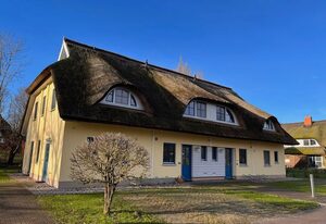 Reetdachhaus Holunder 2 – Ferienhaus Holunder 2 – Familienzeit unter Reet an der Puddeminer Wiek