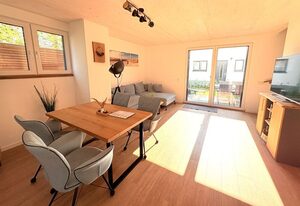 Ferienhaus BUG - zwischen Bodden und Meer – Ferienhaus Bug – Charmantes Domizil mit Terrasse, nah am Wieker Bodden