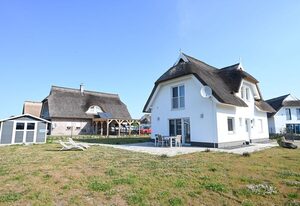 Ferienhaus Anni – Ferienhaus „Anni“ – Stilvoll & Ruhig in der Feriensiedlung direkt am Hafen Puddemin