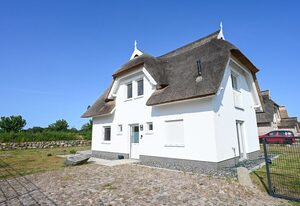 Ferienhaus Anni – Ferienhaus „Anni“ – Stilvoll & Ruhig in der Feriensiedlung direkt am Hafen Puddemin