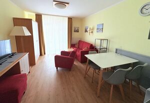 Fewo 12 im Haus Hühnergott - Toplage für Familien – Ferienwohnung 12 – Relaxen in Sellin, Balkon & nur 900 m zum Südstrand