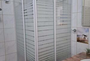 Fewo 9 im Haus Hühnergott - Geschirrspüler, Balkon – Ferienwohnung 9: Ihre Wohlfühloase in Sellin – nah zur Ostsee