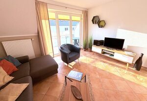 Fewo Meeresrauschen - mit 2 Balkonen und Waldblick – Meeresrauschen – Komfort-Ferienwohnung mit 2 Balkonen & Tiefgarage