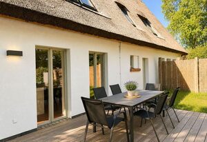 Paulsenhof WE 2, Peter Paulsen – Ländliche Idylle im Reetdachhaus mit Sauna