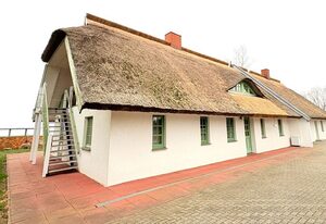 Wohnung Nele 1 - mit Terrasse und Wasserblick – Ferienwohnung Nele 1 - für 4 Personen in Wiek direkt am Bodden
