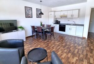 Boddenhof Apartment 56 - 2 SZ, freundlich, modern – FeWo 56 – Großzügiges Apartment mit Balkon, WLAN und modernen Annehmlichkeiten