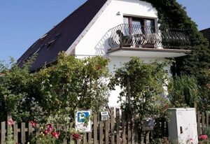 Ferienwohnung Ankerplatz - mit Grill und Terrasse – Ferienwohnung Ankerplatz: Ihr Urlaubszuhause in Strandnähe