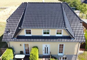 Fewo Seelenfrieden 7 - für 4 Personen mit Balkon – Ihr Urlaub auf Rügen: Ferienwohnung mit 2 Schlafzimmern, WLAN & PKW-Stellplatz