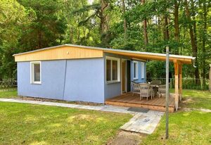 Glowe - Ferienhaus LieFlo – Ferienhaus "LieFlo" am Waldrand in strandnähe